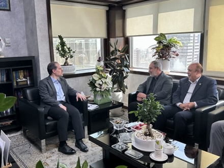 دیدار مدیر عامل شرکت شهرک های صنعتی قزوین با معاون وزیر و مدیر عامل سازمان